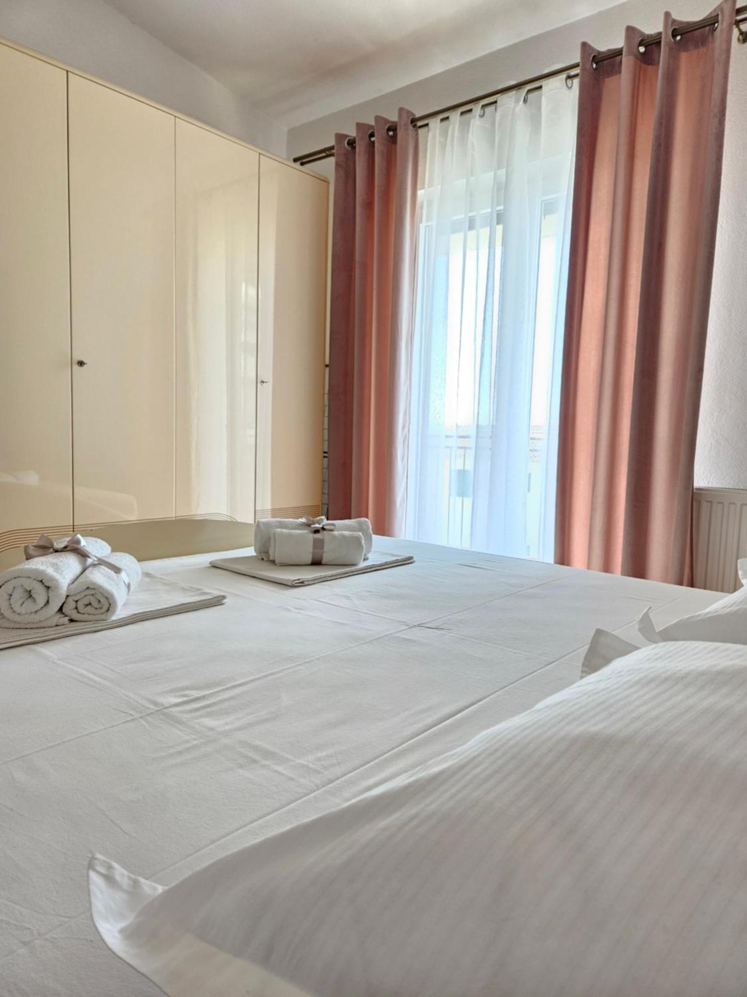 Apartments Brkulj Makarska Eksteriør billede