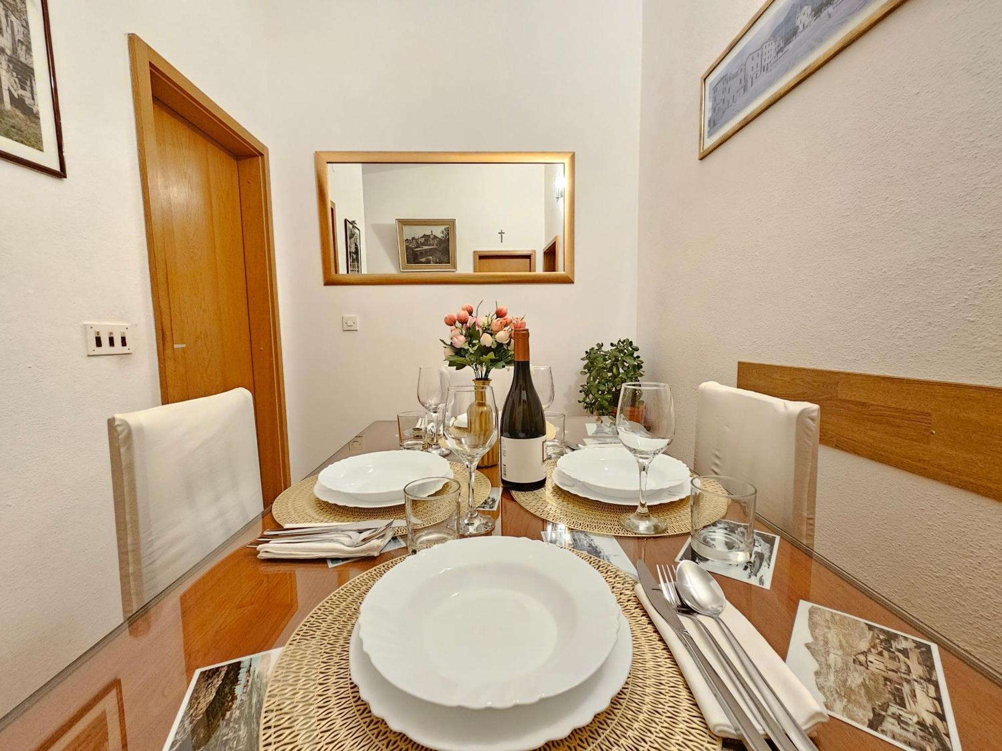 Apartments Brkulj Makarska Eksteriør billede