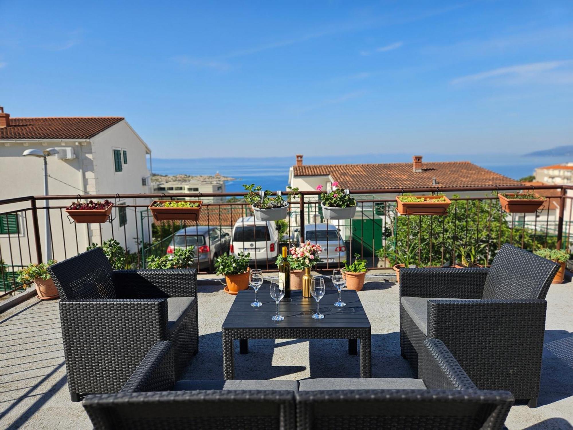 Apartments Brkulj Makarska Eksteriør billede