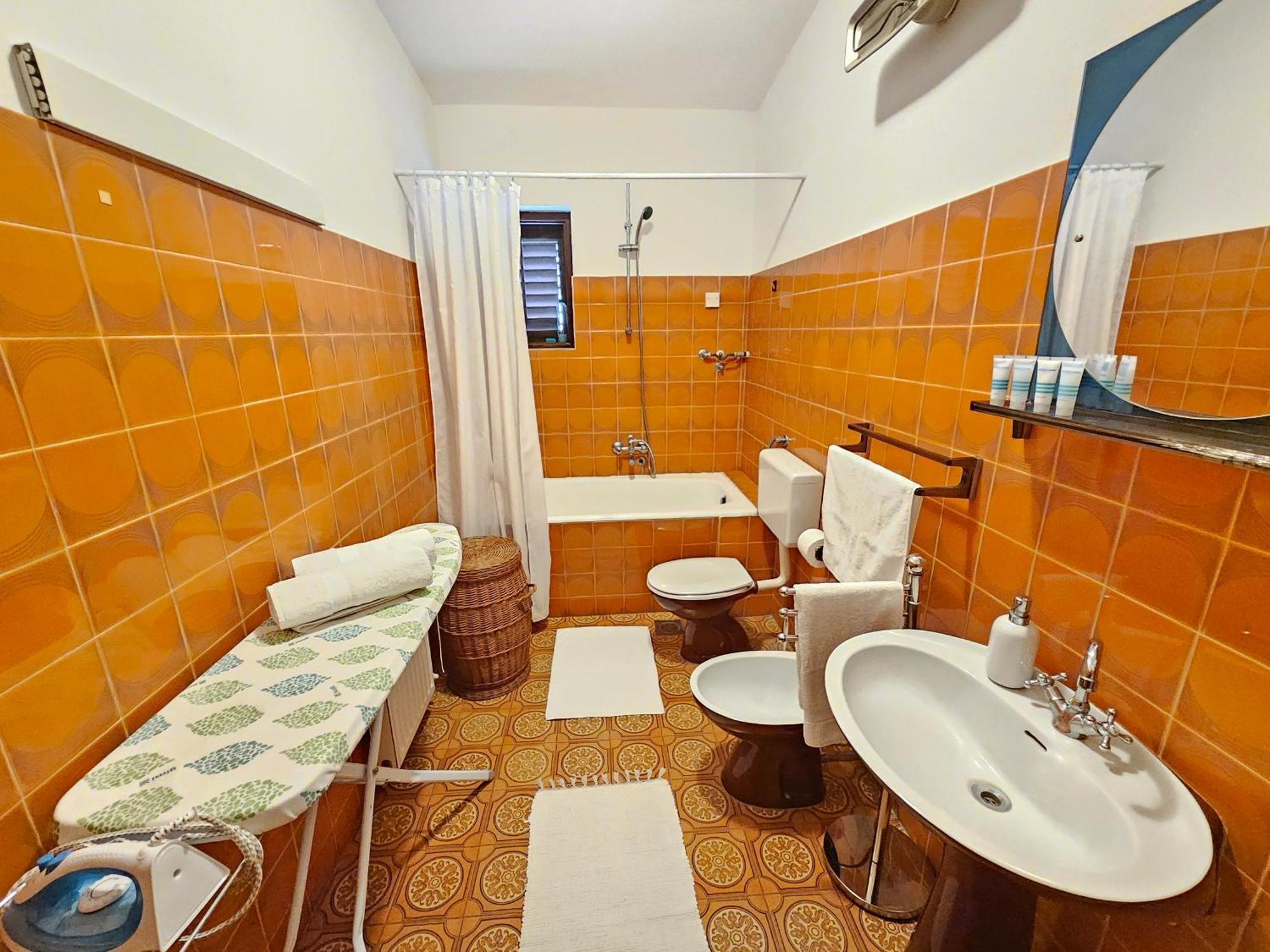 Apartments Brkulj Makarska Eksteriør billede